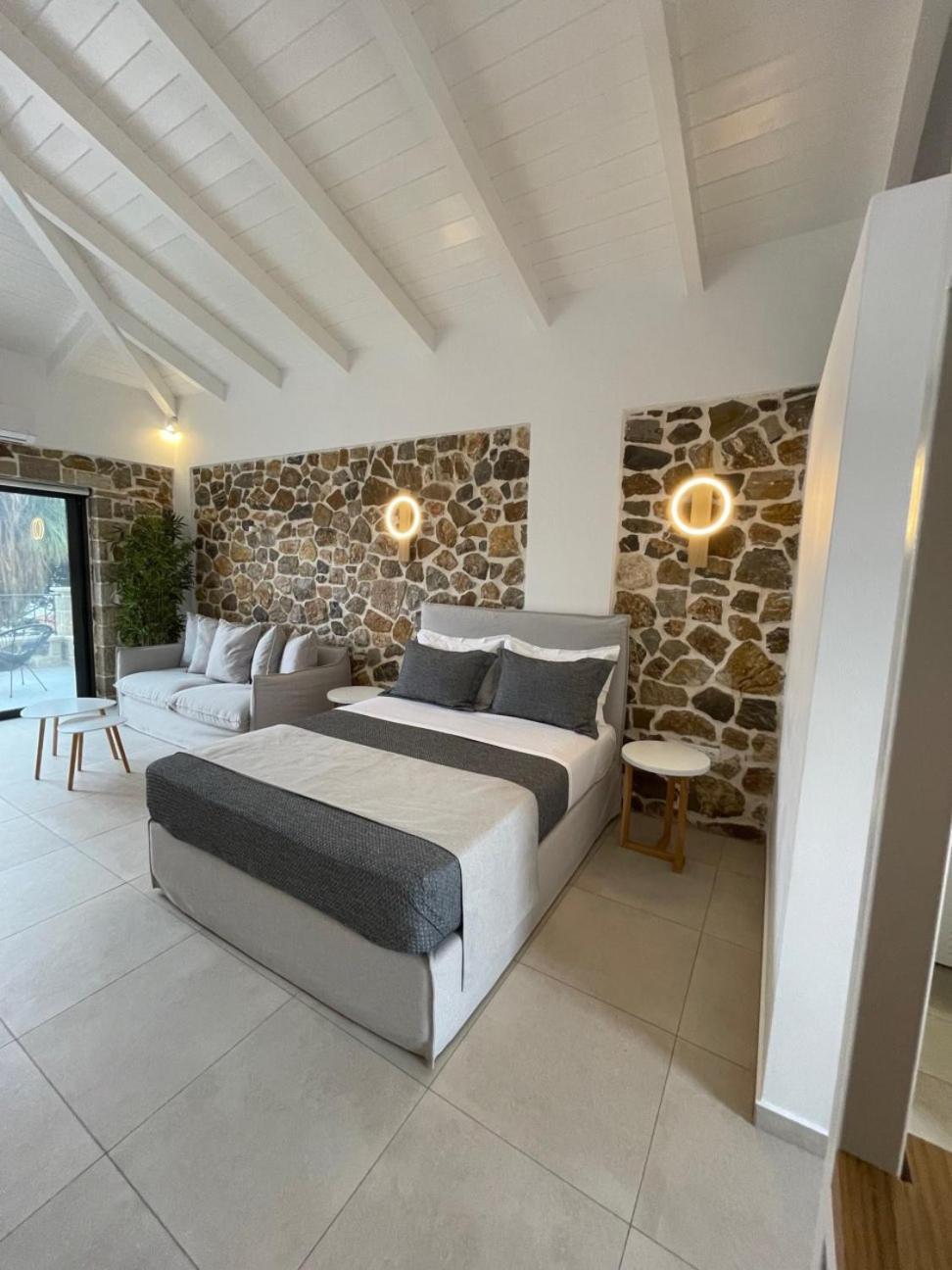 Trocadero Luxury Suites Ermioni Zewnętrze zdjęcie
